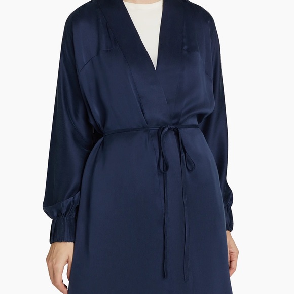 Lunya Washable Silk Robe - Picture 6 of 16